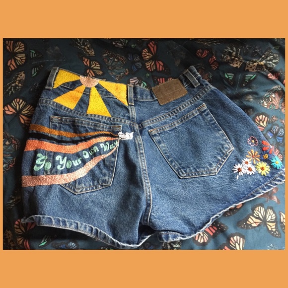 Urban Outfitters Pants - ‘Fleetwood’ shorts